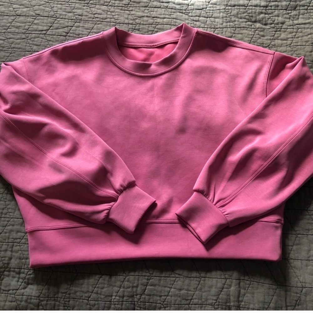 Lululemon perfectly oversized crop crew softstreme